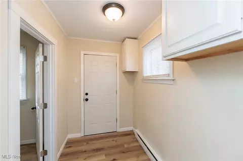Entry Way - 2440 E 32nd St, Lorain, OH 44055 photo 5 of 5