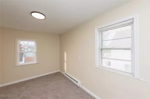 Bedroom - 2440 E 32nd St, Lorain, OH 44055 photo 7 of 11