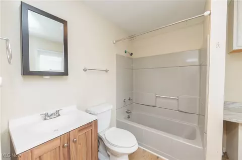 Bath - 2440 E 32nd St, Lorain, OH 44055 photo 1 of 6