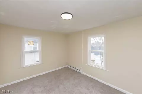 Bedroom - 2440 E 32nd St, Lorain, OH 44055 photo 3 of 11