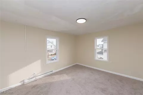 Bedroom - 2440 E 32nd St, Lorain, OH 44055 photo 1 of 11