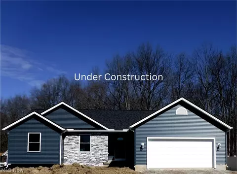 16298 Weathervane Dr, Middlefield, OH 44062