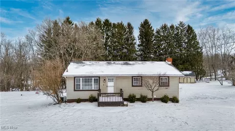 6160 Dresden Rd, Zanesville, OH 43701