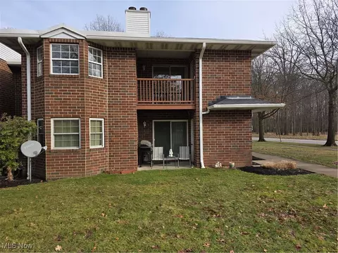 1100 Tollis Pkwy #202, Broadview Heights, OH 44147