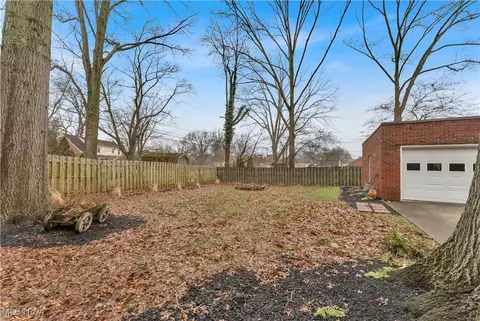 227 Wolcott Dr, Boardman, OH 44512 photo 47