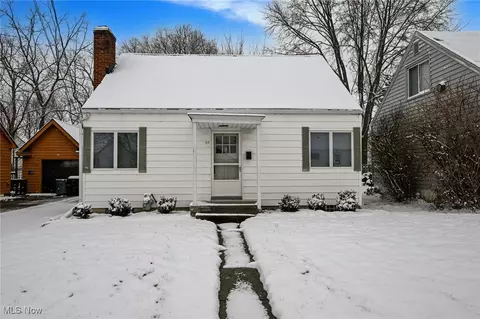 34 Zeller Ct, Berea, OH 44017