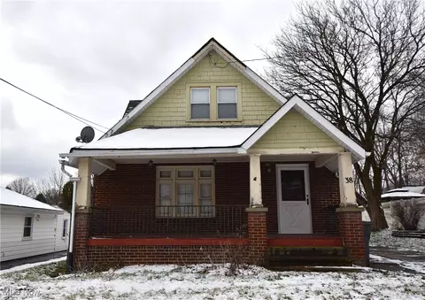38 S Hartford Ave, Youngstown, OH 44509