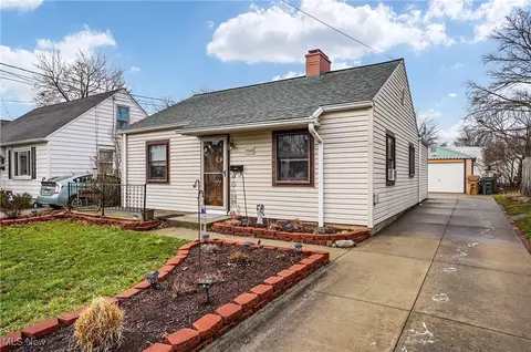 2540 11th St, Cuyahoga Falls, OH 44221
