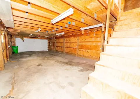 861 Cherry Rd NW, Massillon, OH 44647 photo 22
