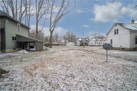 455 E Ohio Ave, Sebring, OH 44672 photo 17