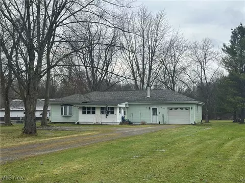 6039 N Park Avenue Ext, Warren, OH 44481