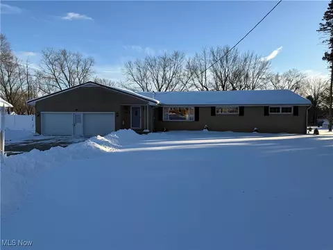 2358 Terrain St SE, Magnolia, OH 44643