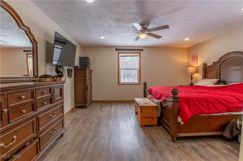 Bedroom - 2896 Alliance Rd, Rootstown, OH 44272 photo 6 of 8