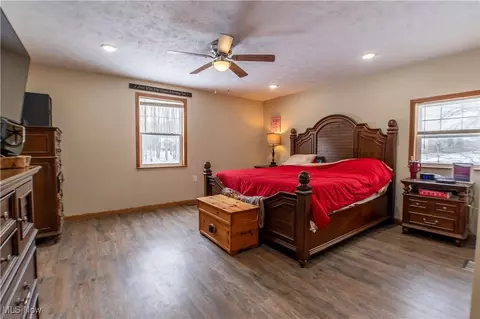 Bedroom - 2896 Alliance Rd, Rootstown, OH 44272 photo 7 of 8