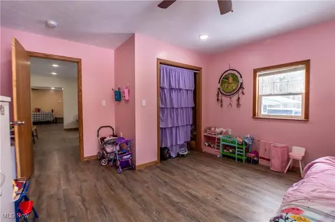 Bedroom - 2896 Alliance Rd, Rootstown, OH 44272 photo 5 of 8