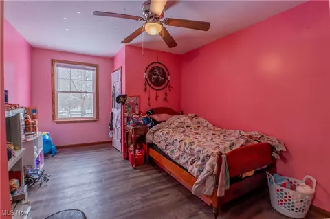 Bedroom - 2896 Alliance Rd, Rootstown, OH 44272 photo 2 of 8