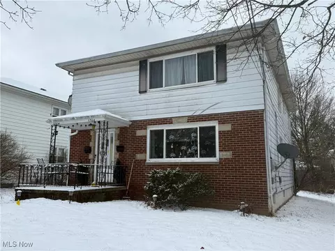 1764 Liberty Dr, Akron, OH 44313