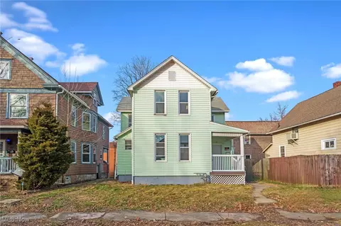 62 E High St, Alliance, OH 44601