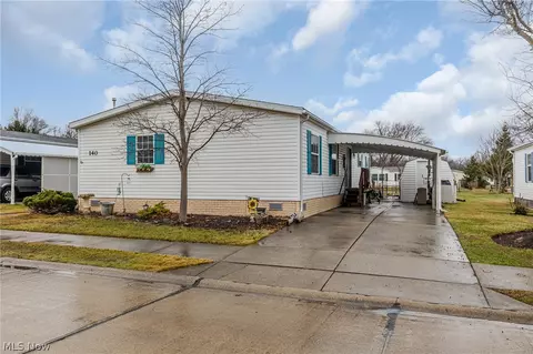 140 Luxor Ln, Amherst, OH 44001