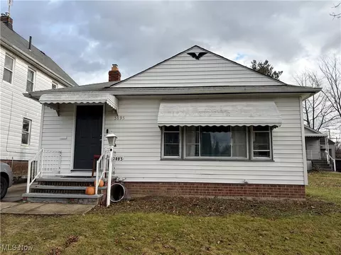 3895 E 151st St, Cleveland, OH 44128