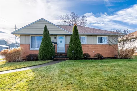 3203 Hetzel Dr, Parma, OH 44134