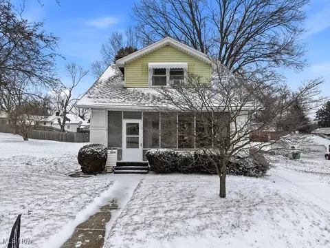 2224 Main Ave W, Massillon, OH 44647