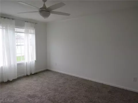 Bedroom - 2665 Eagle Point Dr, Madison, OH 44057 photo 1 of 3