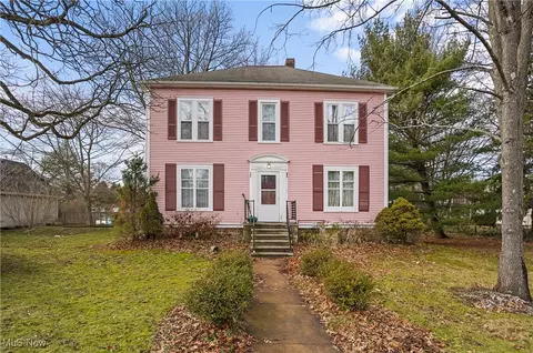 11769 Peckham Ave, Hiram, OH 44234
