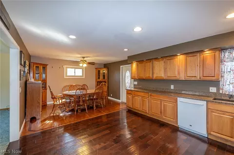 Other - 490 Mapleview Dr, Seven Hills, OH 44131 photo 1 of 10