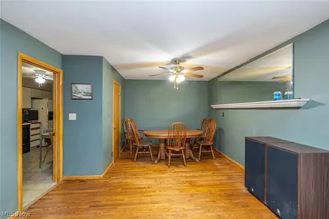 Dining - 490 Mapleview Dr, Seven Hills, OH 44131 photo 3 of 3