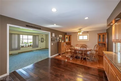 Dining - 490 Mapleview Dr, Seven Hills, OH 44131 photo 1 of 3
