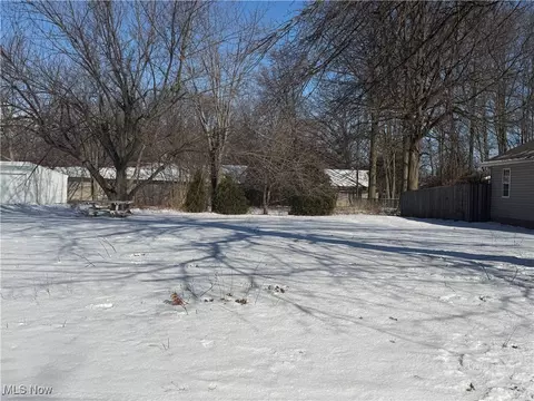V/l E 298th Street, Wickliffe, OH 44092