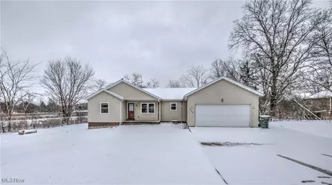 9542 Page Rd, Streetsboro, OH 44241
