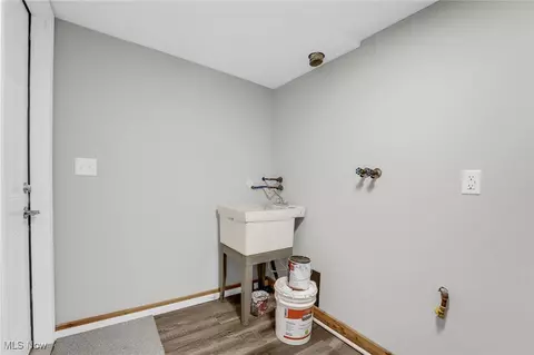 8031 Munson Rd, Mentor, OH 44060 photo 23