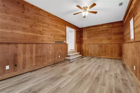 8031 Munson Rd, Mentor, OH 44060 photo 17