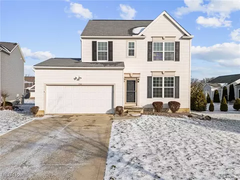 172 Stockwell Ct, Wadsworth, OH 44281