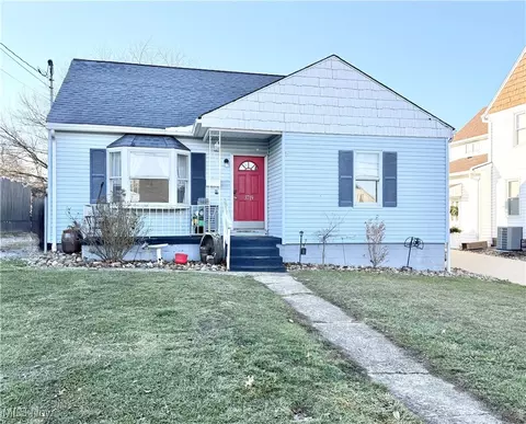 3719 Brightway St, Weirton, WV 26062