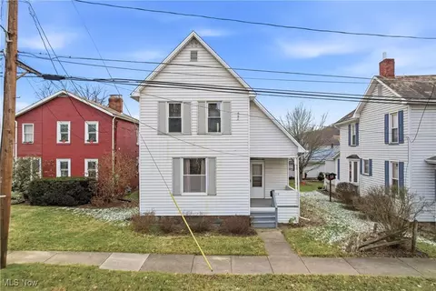 218 S Lincoln Ave, Lisbon, OH 44432