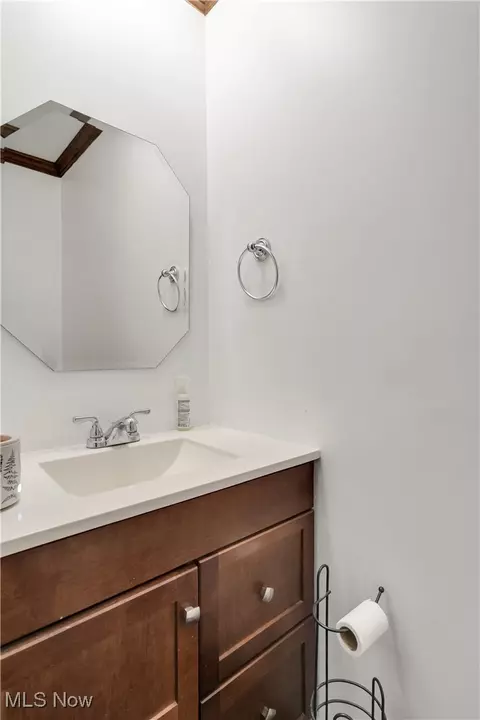 Other - 858 Squirrel Hill Dr, Boardman, OH 44512 photo 3 of 6