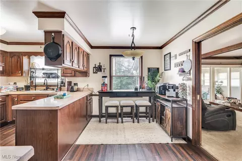 Kitchen - 858 Squirrel Hill Dr, Boardman, OH 44512 photo 5 of 5