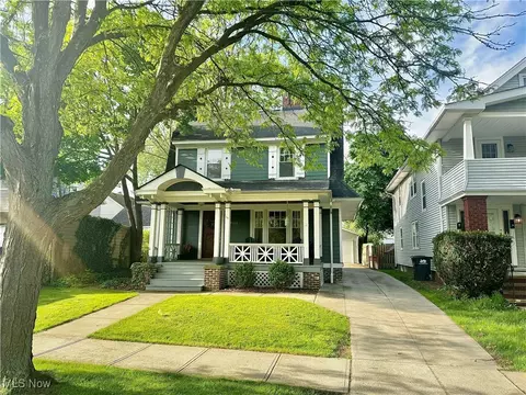 17313 Archdale Ave, Lakewood, OH 44107