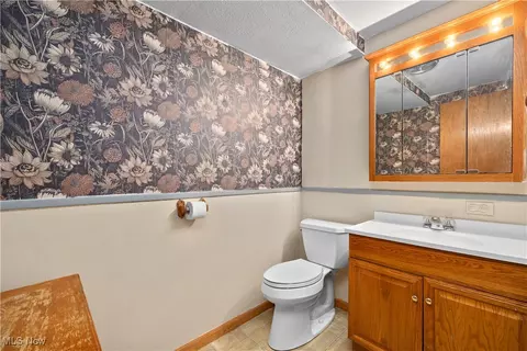 2108 E 41st St, Lorain, OH 44055 photo 27