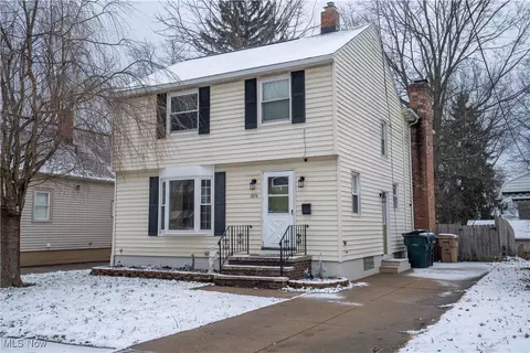 1856 17th St, Cuyahoga Falls, OH 44223