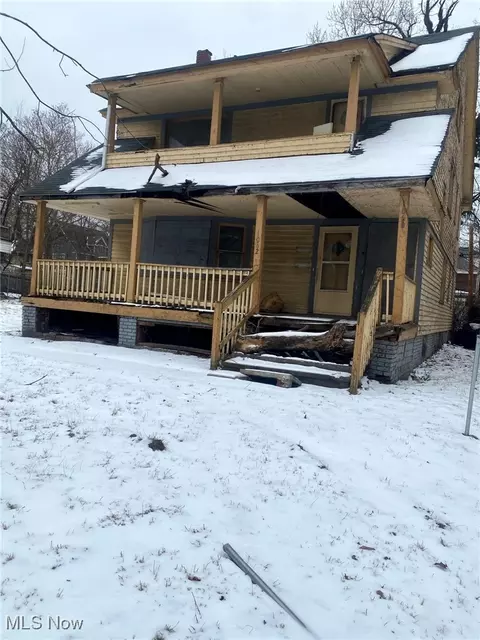 1060 E 99th St, Cleveland, OH 44108