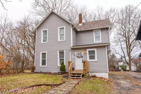 416 Bacon Ave, Akron, OH 44320