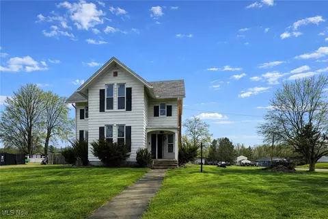 305 W Main St, Lagrange, OH 44050