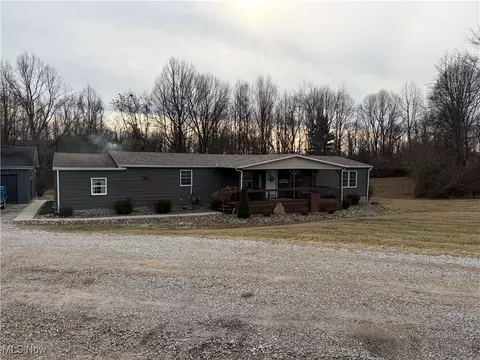 58790 Claysville Rd, Cambridge, OH 43725