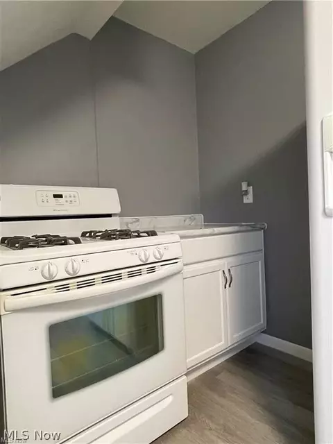 Kitchen - 2800 Hillside Rd, Seven Hills, OH 44131 photo 2 of 2
