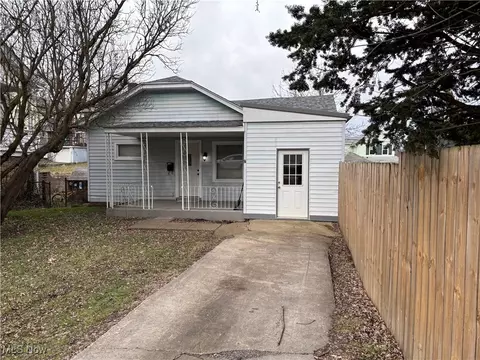 931 Mckinnon Ave, East Liverpool, OH 43920