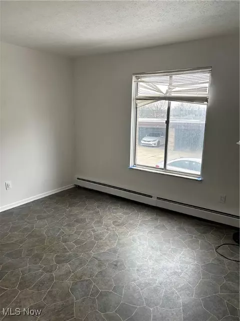 16111 Apt A8 Maple Park Dr, Maple Heights, OH 44137 photo 8